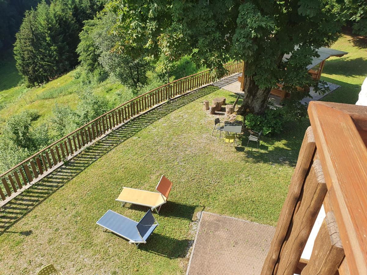 Villa Paradiso Parolari เทนโน ภายนอก รูปภาพ